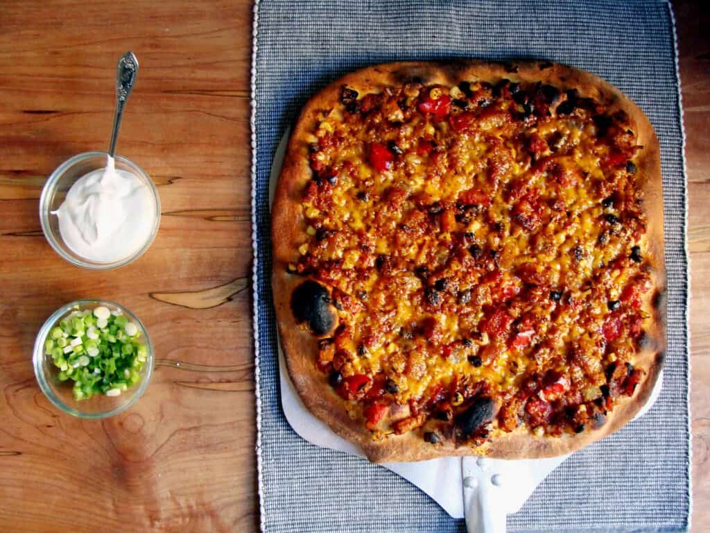 Vegetarian Chili Pizza