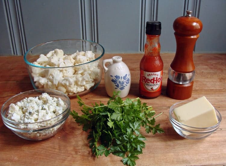 buffalo cauliflower pizza ingredients