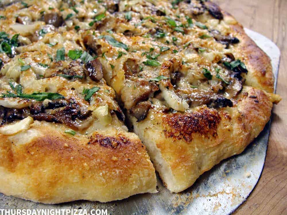 mushroom and fennel pizza