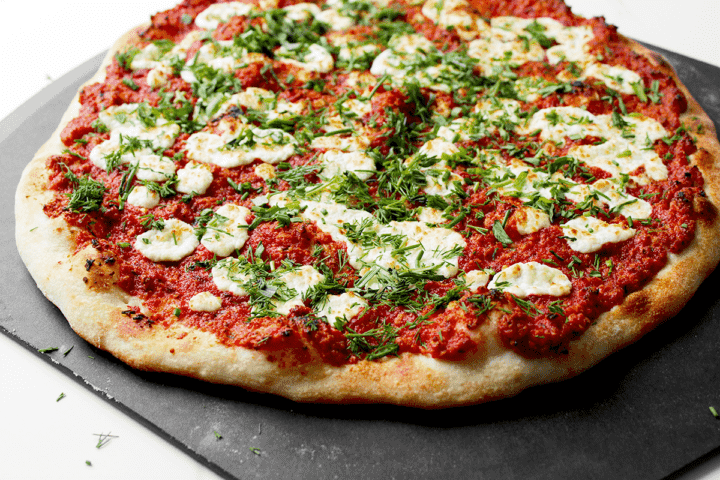 beet pesto pizza, finished