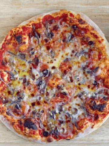 puttanesca pizza featured image