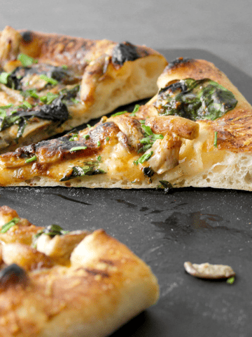 oyster mushroom pizza with paprika and spinach