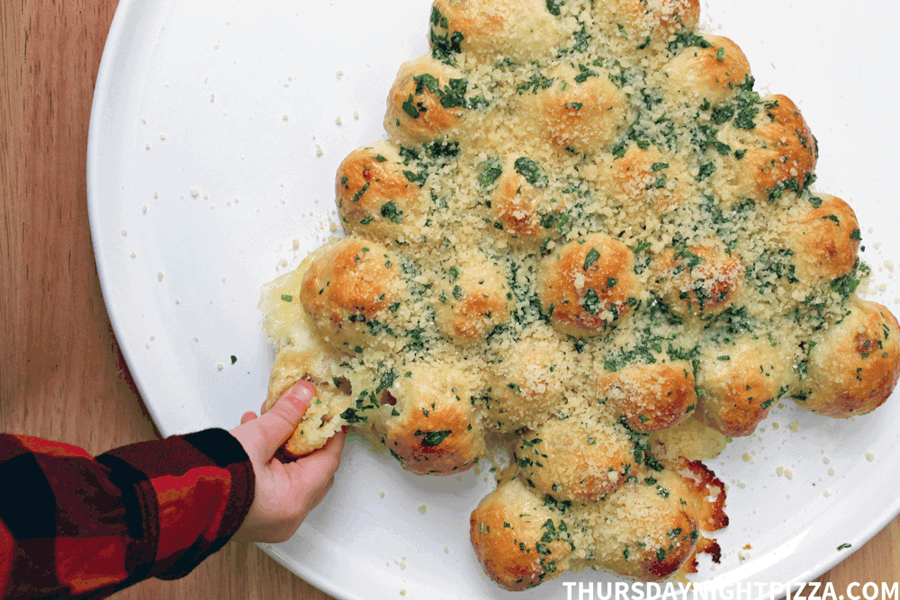 Christmas Tree Pull-Apart Pizza Bread