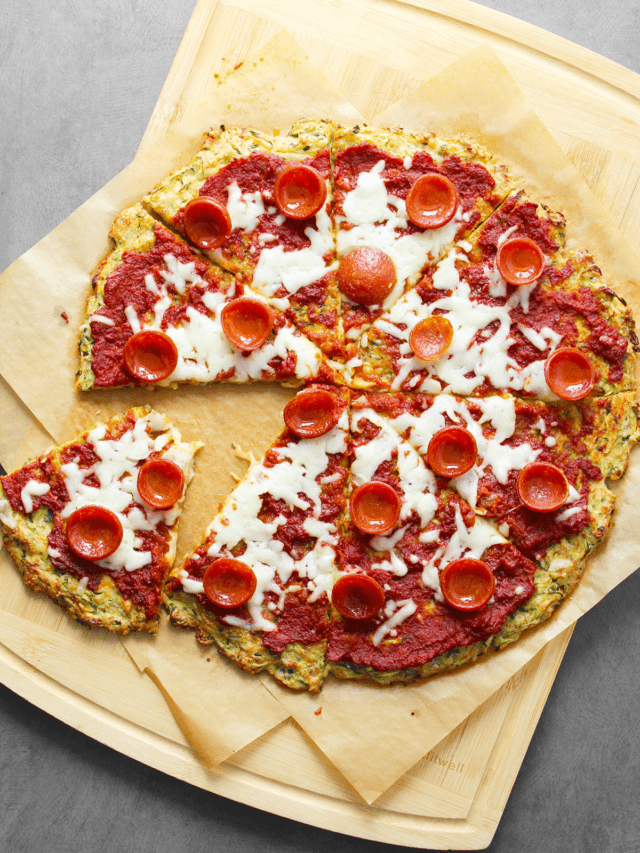 Zucchini Pizza Crust | ThursdayNightPizza.com