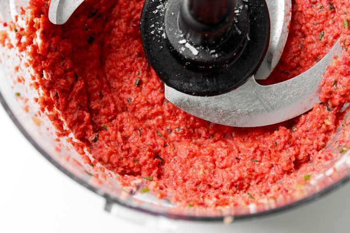 beet pesto sauce process