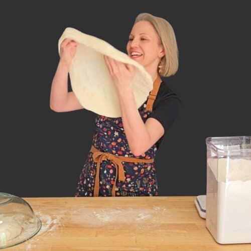 how to stretch pizza dough, featured image